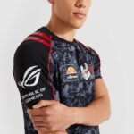 hombres camiseta con falla ropa Ellesse negro PZZNT482 - Image 4